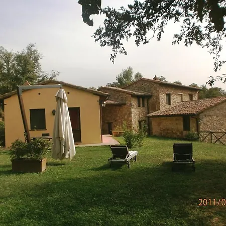 Alojamento de Turismo Rural I Casali Di Colle San Paolo *