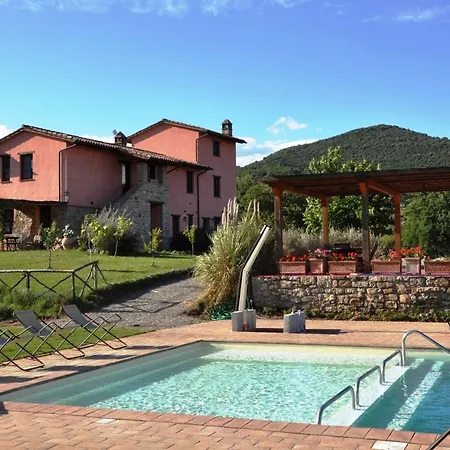 I Casali Di Colle San Paolo Farm stay *